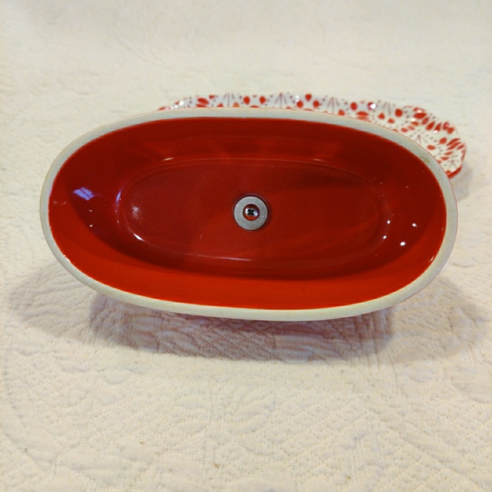 Pioneer Woman Red White Floral Design Covered Butter Dish Clear Glass Knob 8” - Picture 6 of 10
